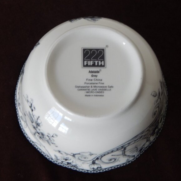222 FIFTH Adelaide Porcelain Luxurious Scalloped Edge Bowls Set of Two New - Picture 8 of 8